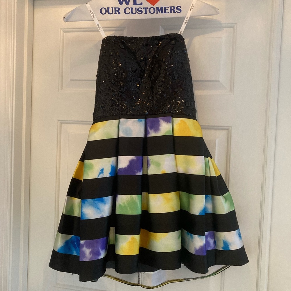 Semi Formal Strapless Prom Dress